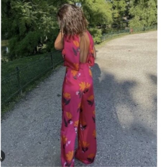 NWT. Zara Pink Satin Effect Flowers Print Sleeveless Jumpsuit. Size XS - Picture 6 of 14